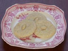 Almond Macaroons | Zaiqa