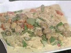Pan Fried Chicken Stroganoff | Zaiqa