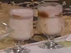 Chocolate Date Smoothie Recipe | Zaiqa