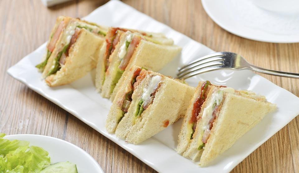 Chicken Fajita Sandwich Recipe | Zaiqa